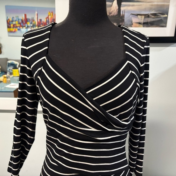 White House Black Market Instantly Slimming Striped Sheath Dress-Sz 10 - Picture 4 of 7